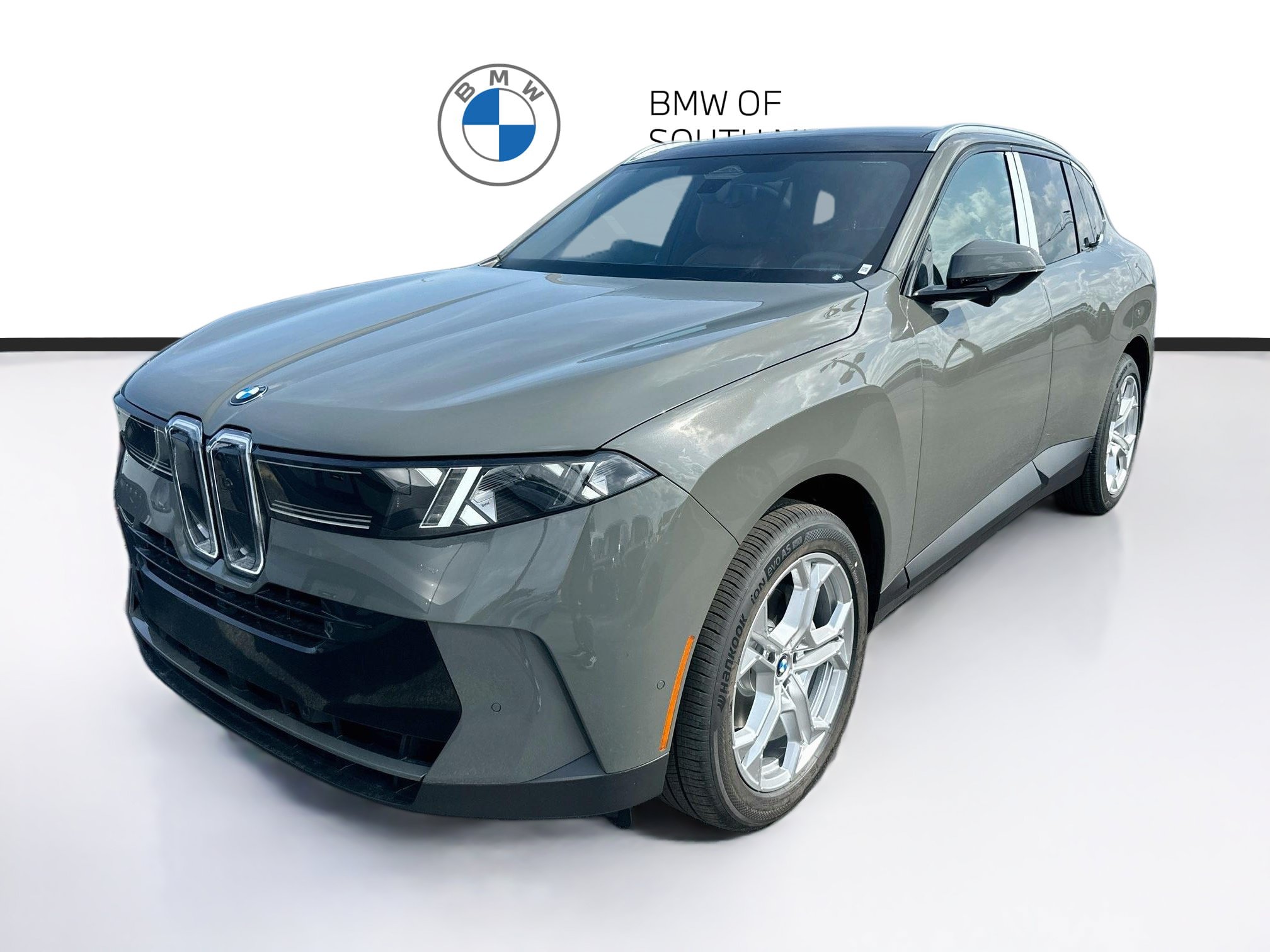 New 2027 BMW X5 xDrive40i w/ Parking Assistance Package AWD/4WD image 3