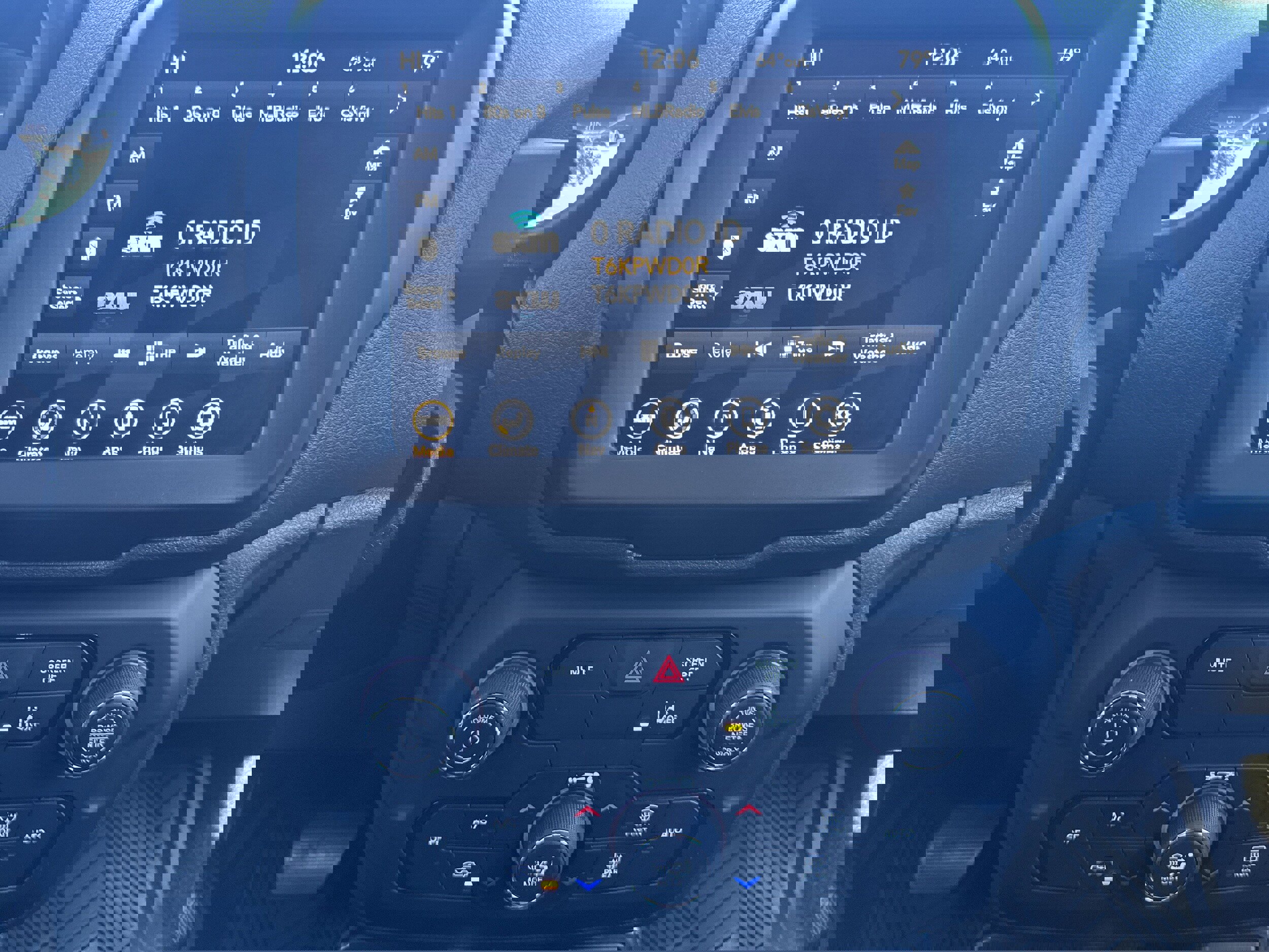 Used 2022 Jeep Renegade Latitude image 28