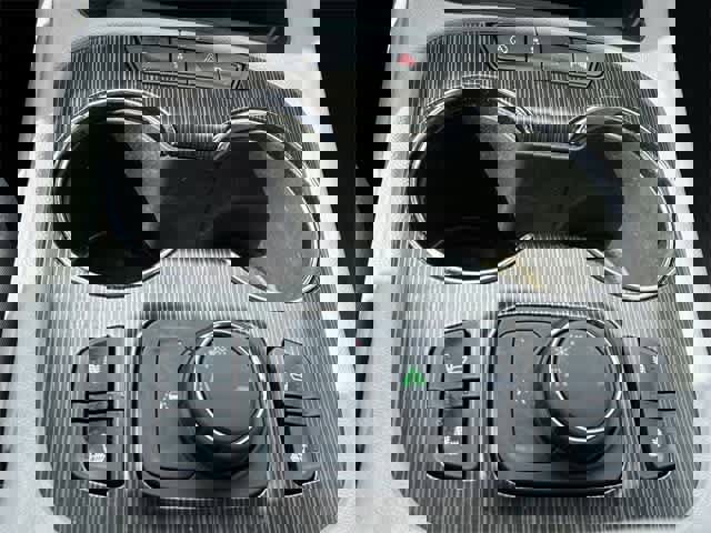 Used 2021 GMC Acadia SLT w/ Trailering Package image 40