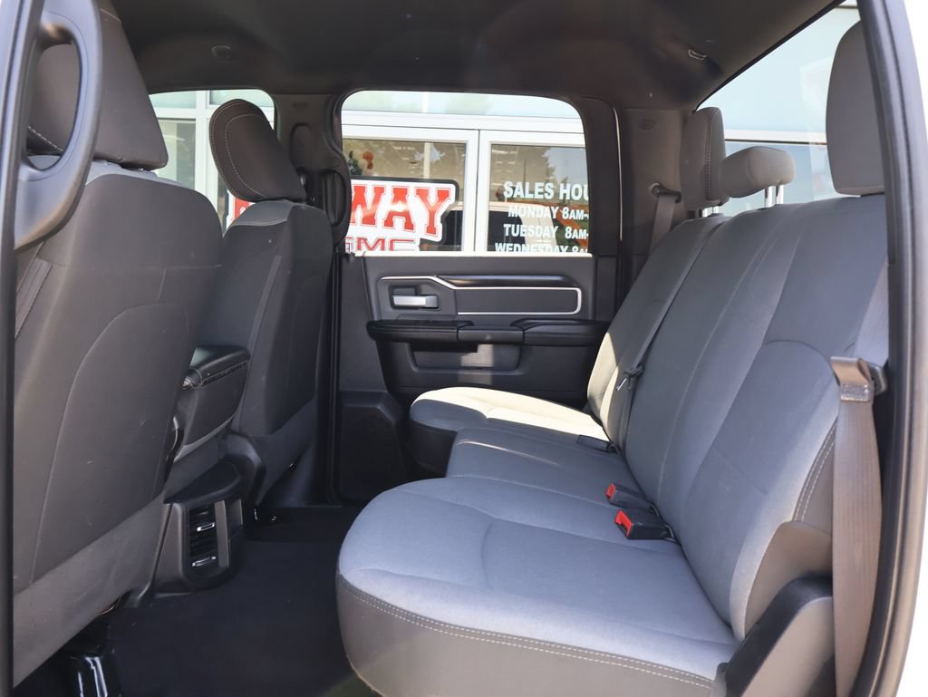 Used 2022 RAM 2500 Big Horn AWD/4WD image 23