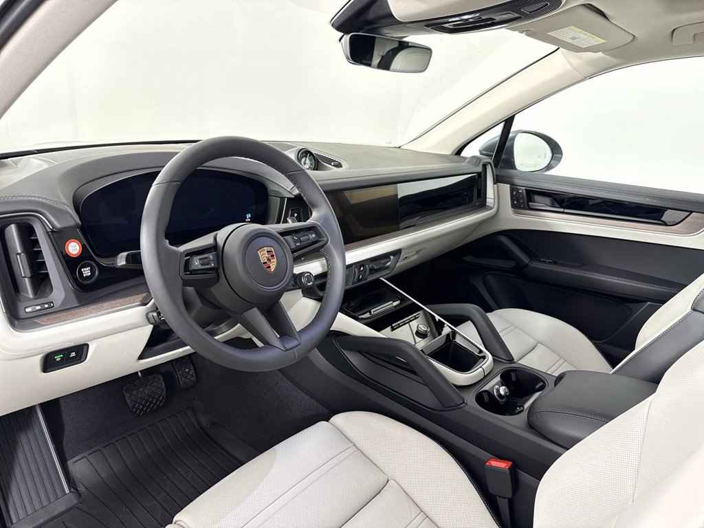 New 2026 Porsche Cayenne E-Hybrid AWD/4WD image 4