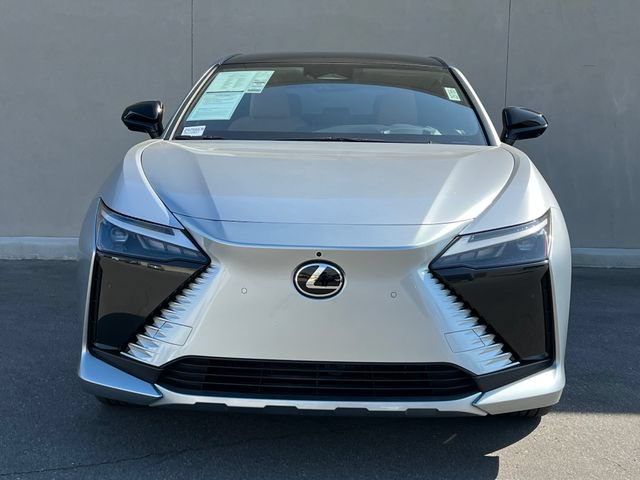Used 2024 Lexus RZ 450e Premium AWD/4WD video 3