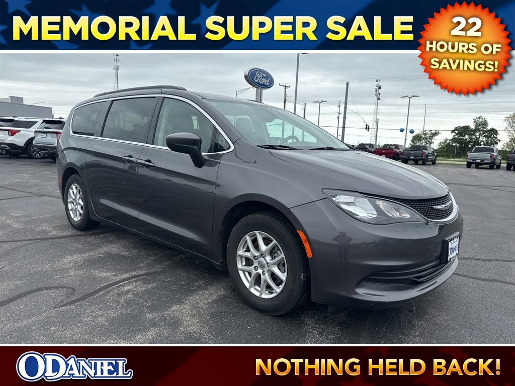 Used 2020 Chrysler Voyager Lxi FWD image 1