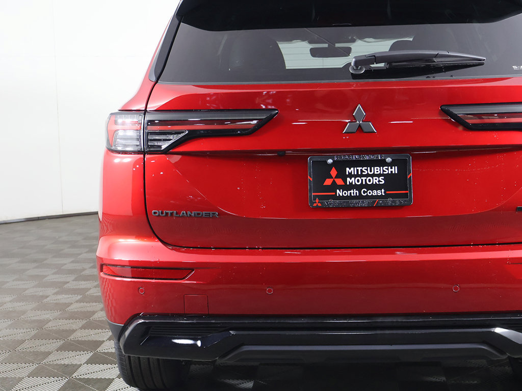 New 2026 Mitsubishi Outlander LE AWD/4WD image 15