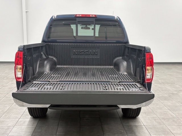 Used 2015 Nissan Frontier SV RWD image 8