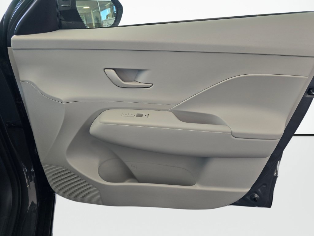 New 2026 Hyundai Kona SE AWD/4WD image 40