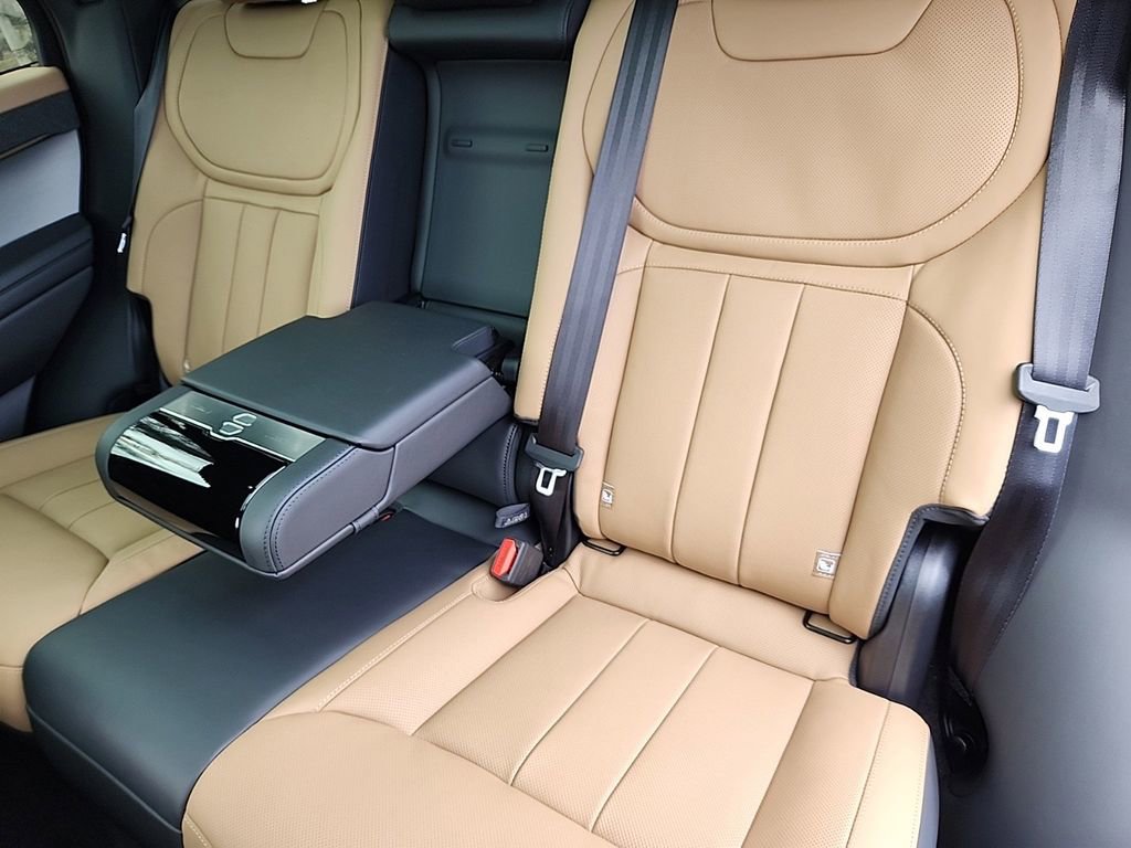 New 2025 Land Rover Range Rover Sport Dynamic SE AWD/4WD image 25