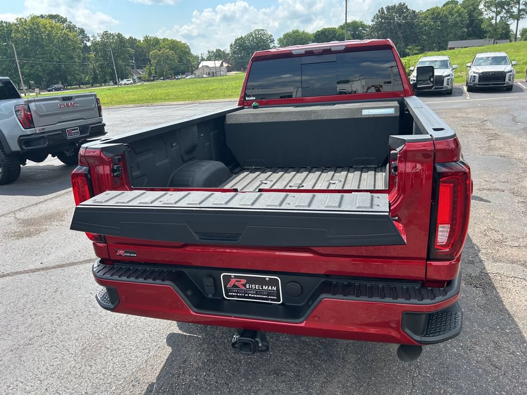Used 2022 GMC Sierra 3500 Denali w/ Denali Ultimate Package AWD/4WD image 28