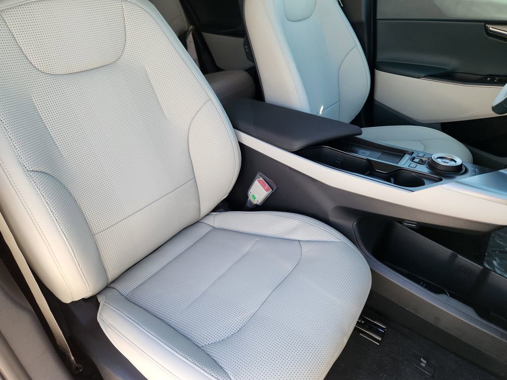 New 2025 Kia EV6 Wind image 14