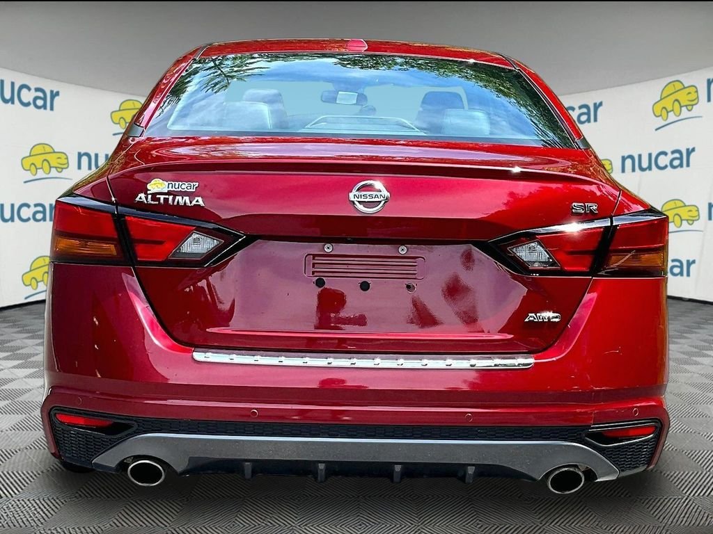 Used 2022 Nissan Altima 2.5 SR AWD/4WD image 6