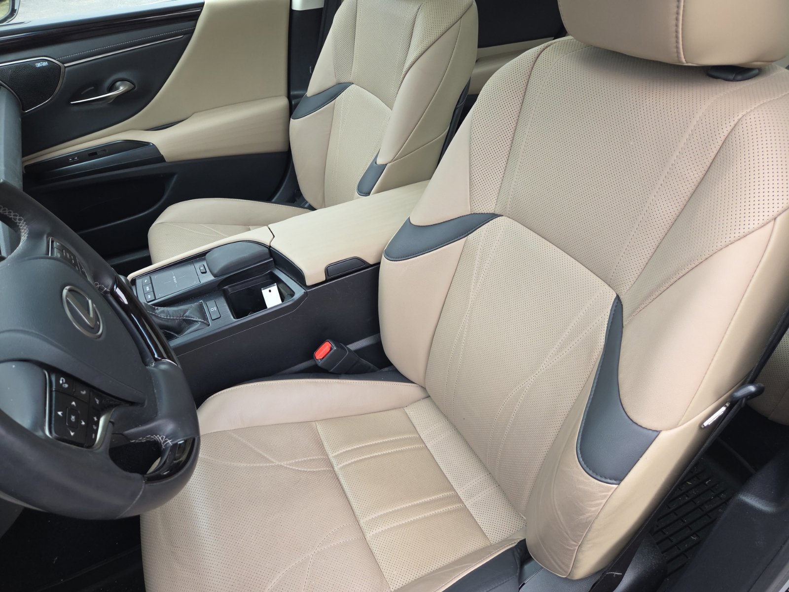Used 2020 Lexus ES 350 w/ Accessory Package 2 FWD image 17