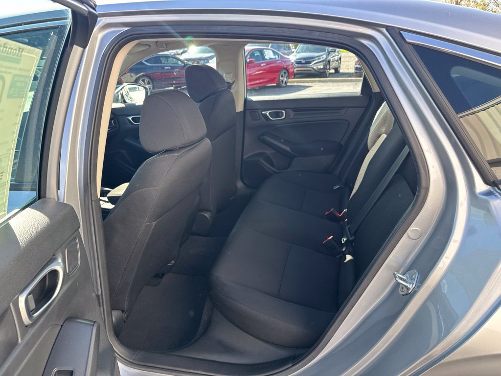 Used 2023 Honda Civic LX image 31