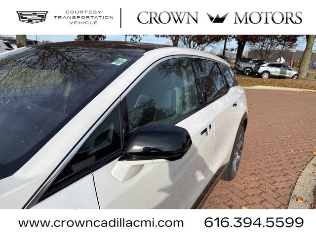 Used 2025 Cadillac Optiq Luxury 1 w/ LPO, Floor Liner Package image 5