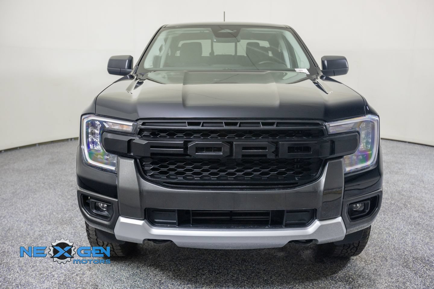 Used 2025 Ford Ranger XLT w/ Equipment Group 301A High AWD/4WD image 3