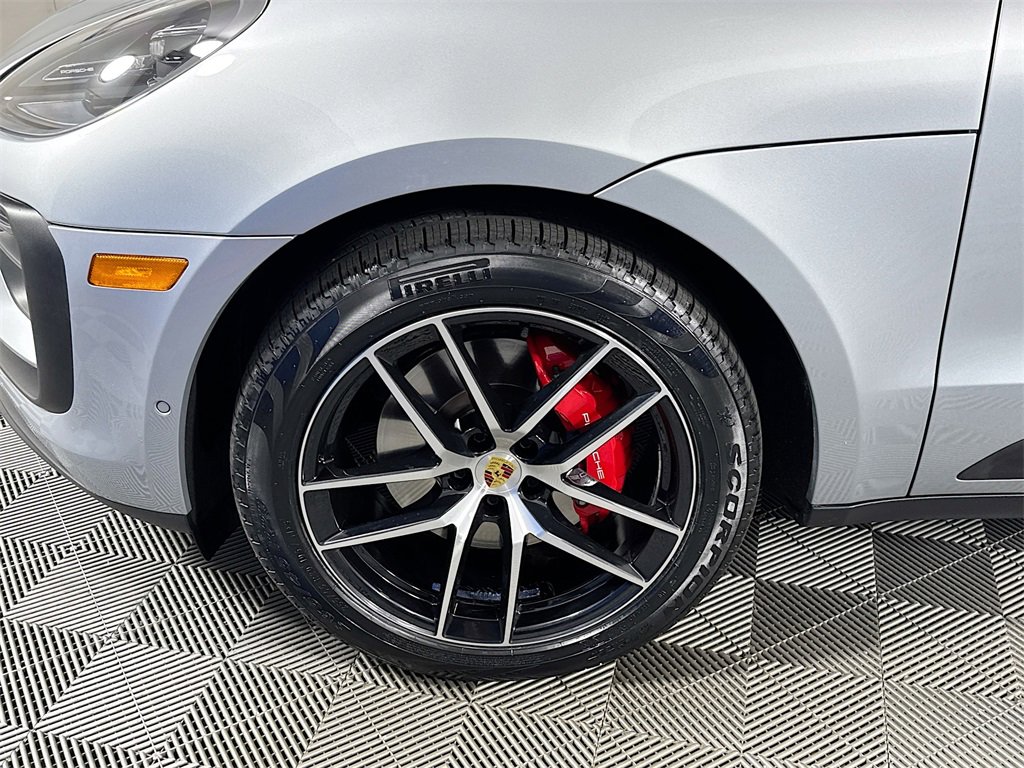 Used 2023 Porsche Macan S image 32