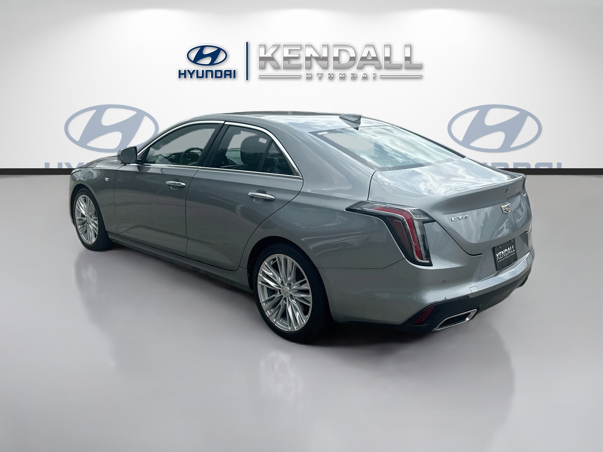Used 2023 Cadillac CT4 Premium Luxury RWD image 4
