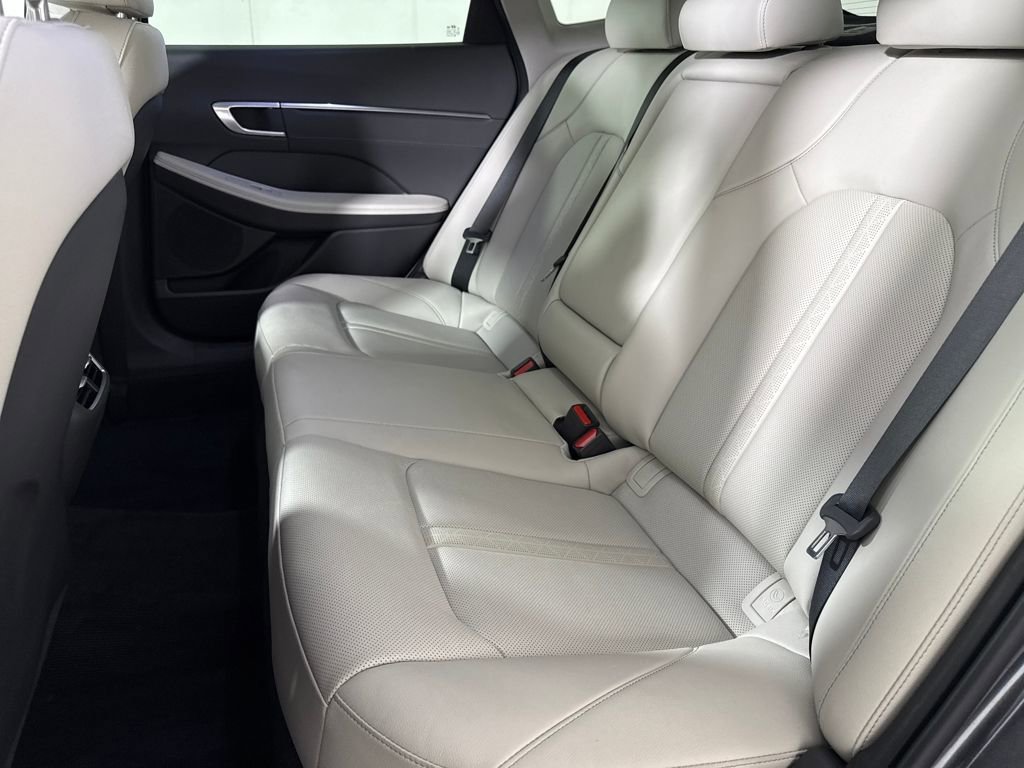 Used 2022 Hyundai Sonata Limited w/ Cargo Package image 14