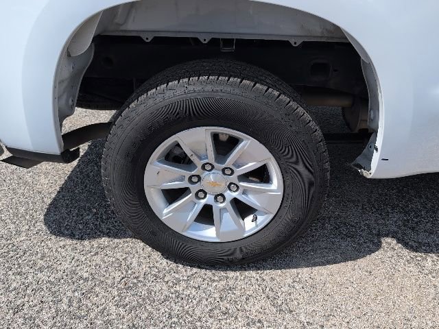 Certified 2025 Chevrolet Silverado 1500 LT AWD/4WD image 3