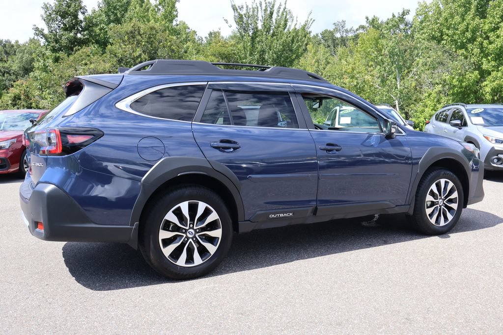Used 2025 Subaru Outback Limited w/ Popular Package #2 AWD/4WD image 11