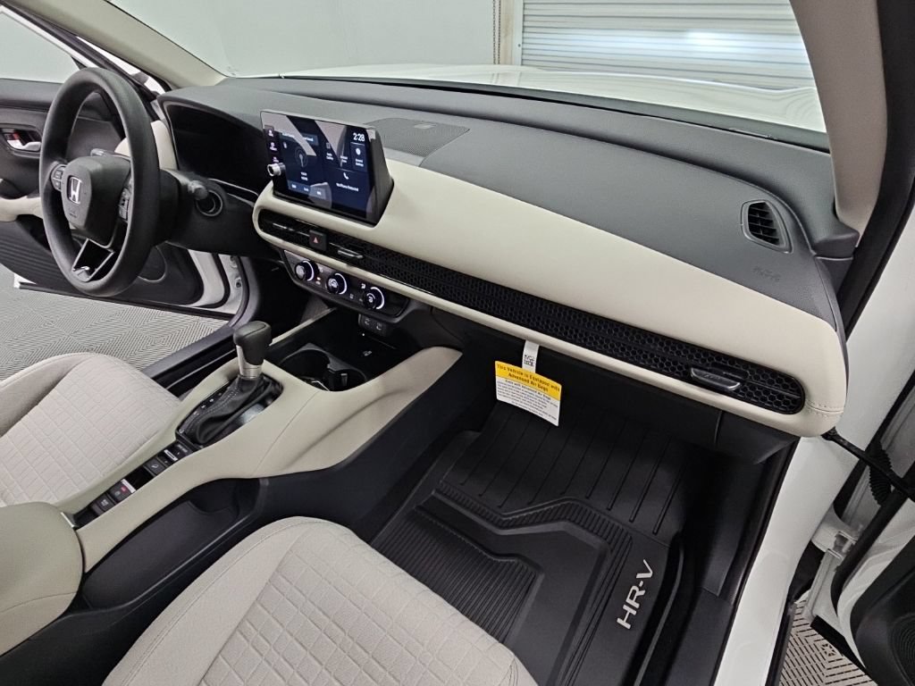 New 2027 Honda HR-V LX image 34
