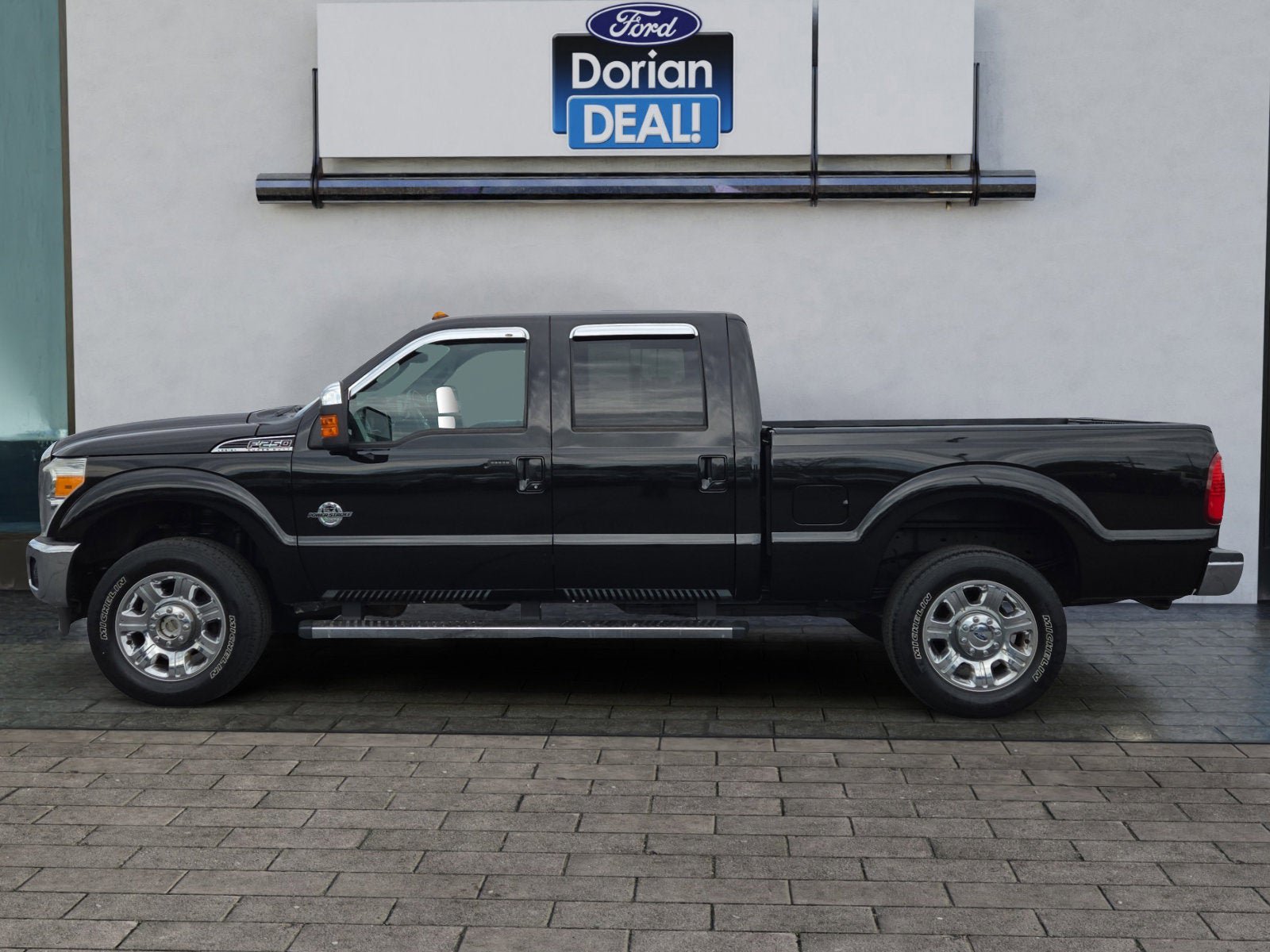 Used 2015 Ford F250 Lariat w/ Lariat Ultimate Package AWD/4WD image 6