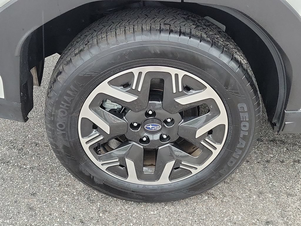Certified 2025 Subaru Forester Premium AWD/4WD image 6