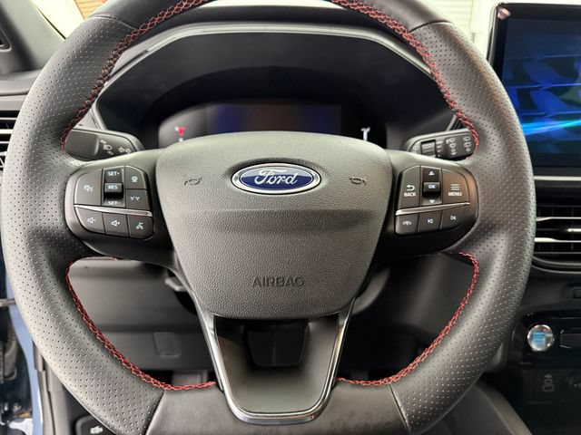 Used 2025 Ford Escape ST-Line w/ Tech Pack #1 FWD image 10