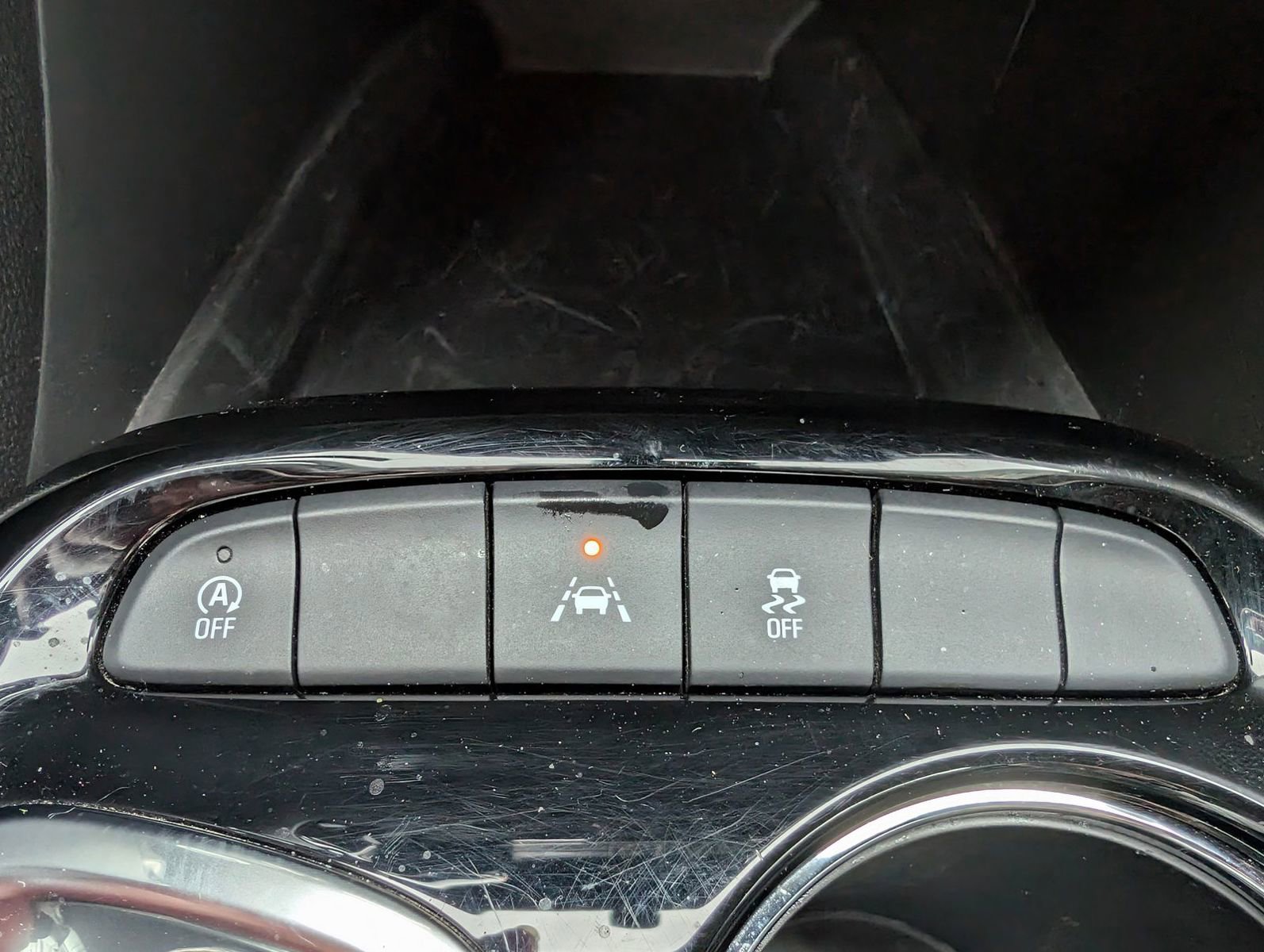 Certified 2023 Buick Encore GX Preferred w/ Cold Weather Comfort Package image 20