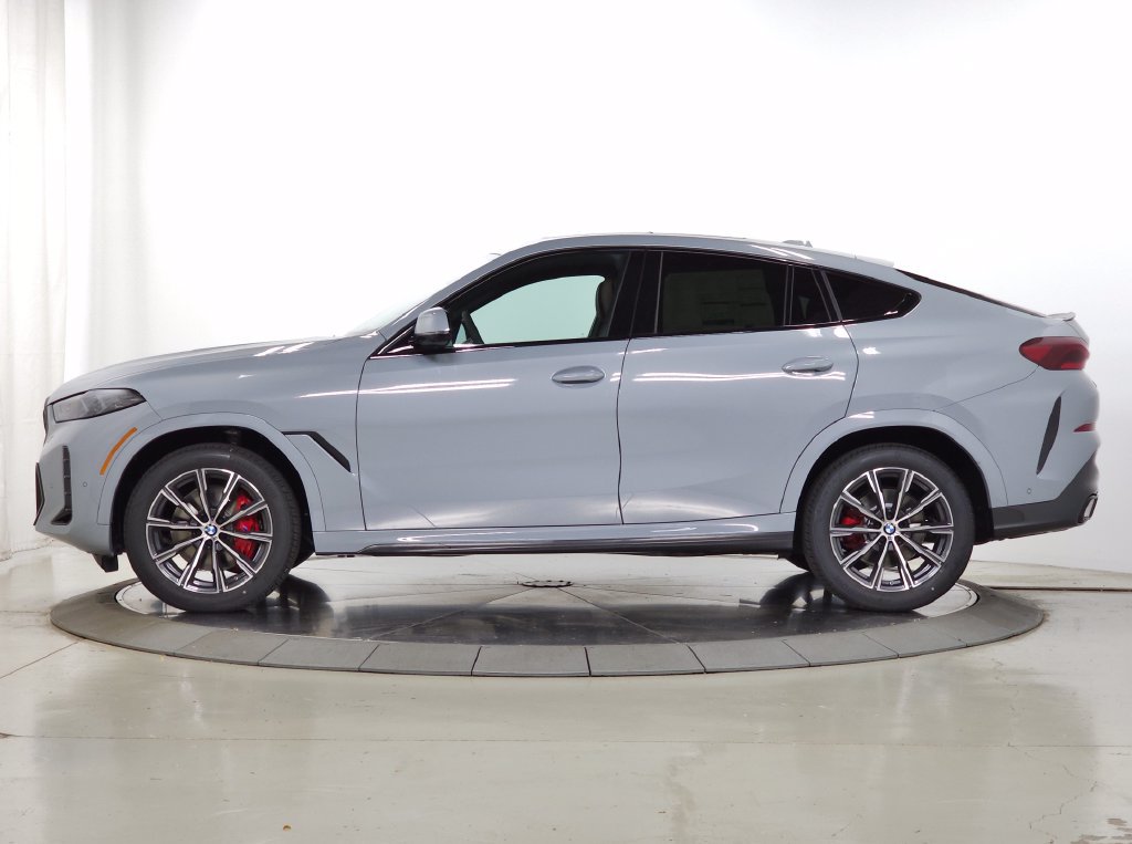 New 2027 BMW X6 xDrive40i w/ Climate Comfort Package AWD/4WD image 4