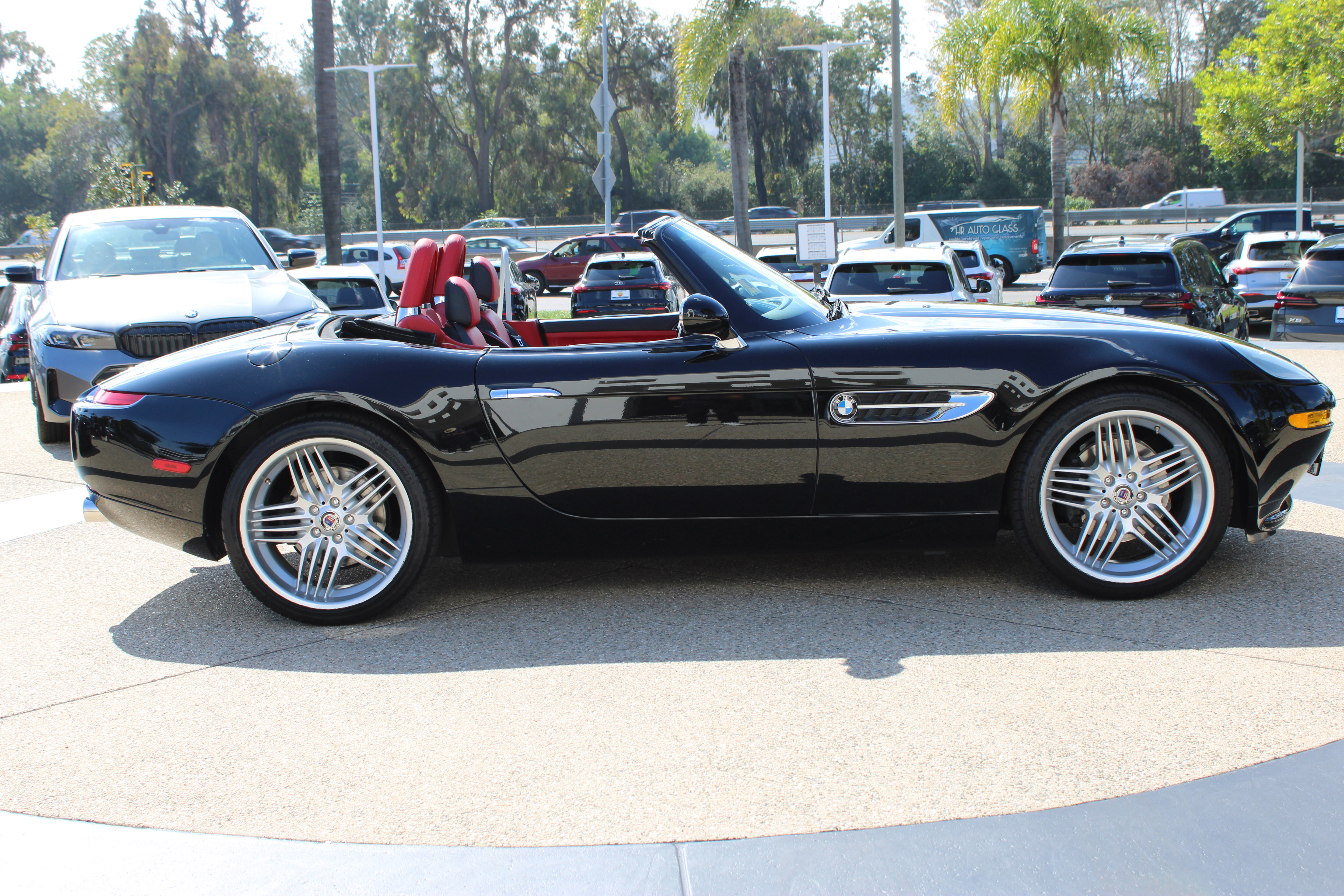 Used 2003 BMW Z8 image 7