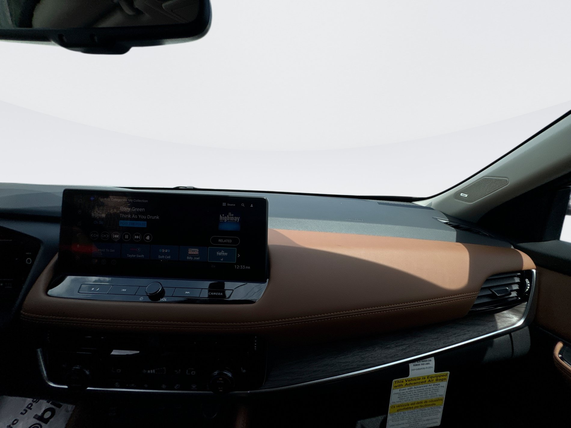 New 2026 Nissan Rogue Platinum AWD/4WD image 17