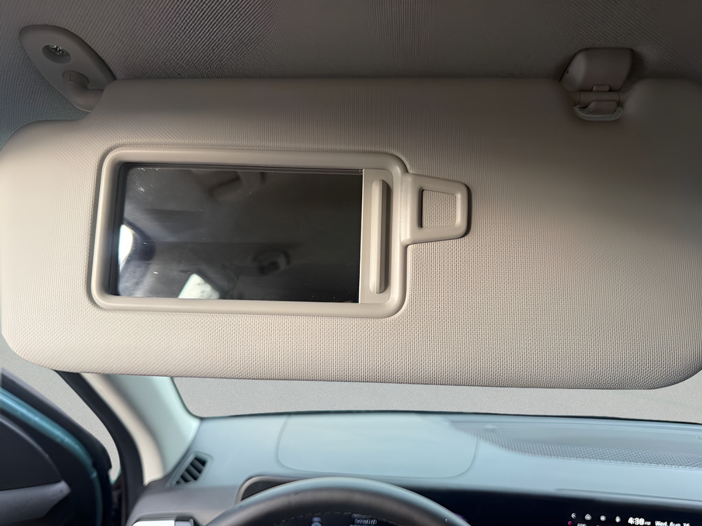 Used 2026 Kia Seltos S FWD image 32