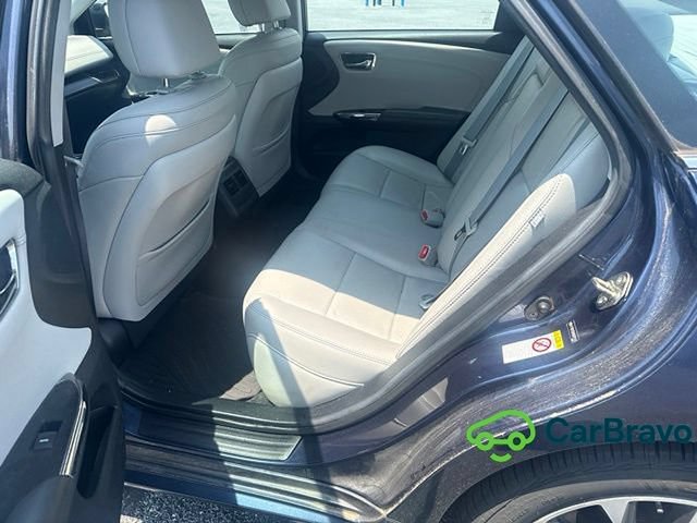 Used 2016 Toyota Avalon XLE Premium FWD image 8