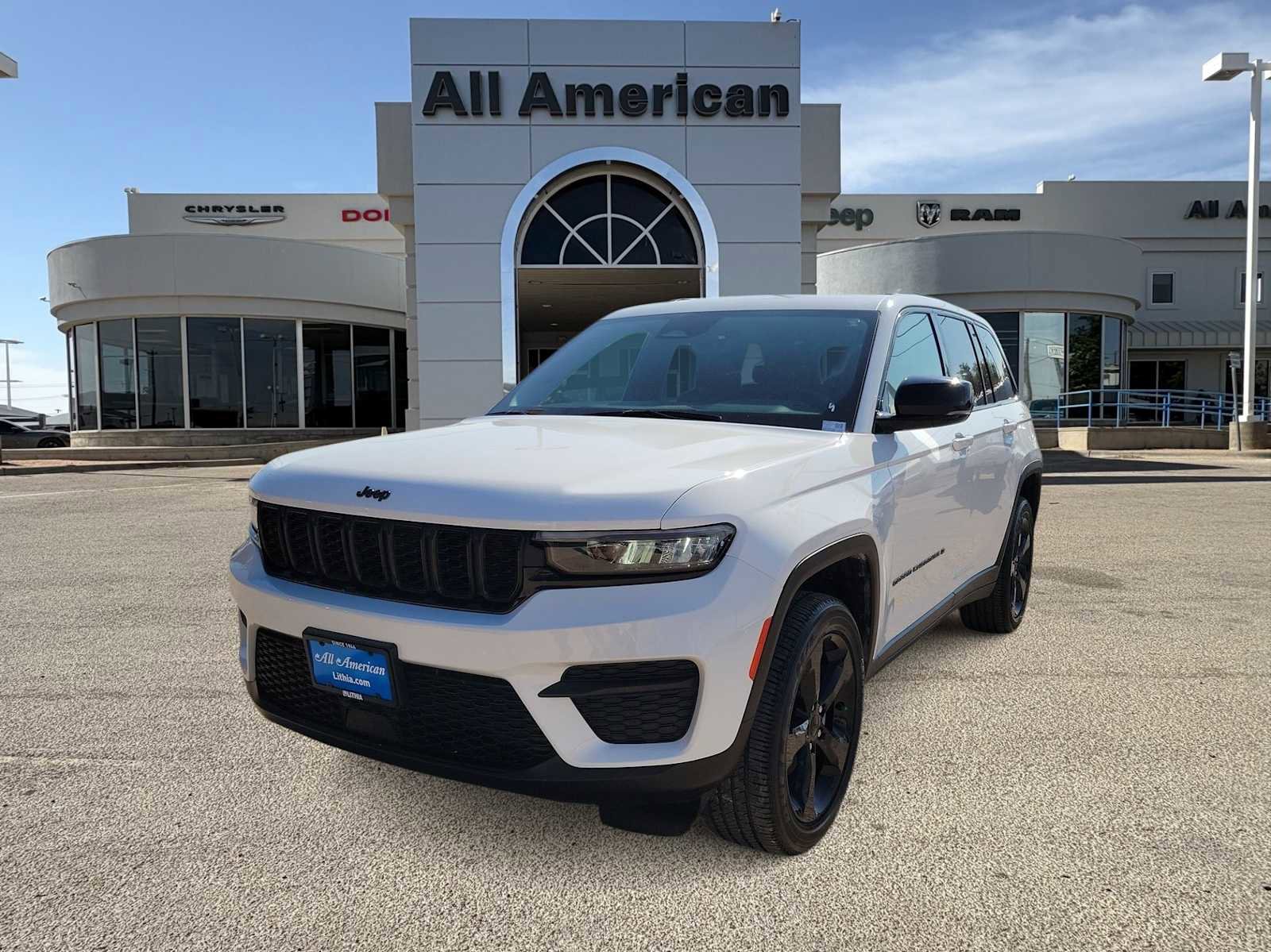 Used 2023 Jeep Grand Cherokee Altitude