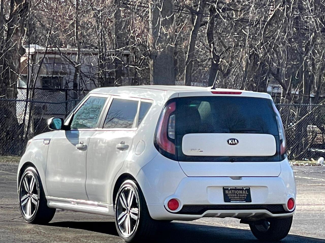 Used 2016 Kia Soul + w/ Soulful Package FWD image 18