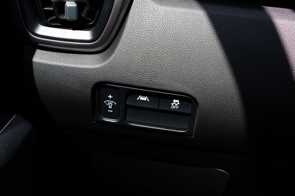Used 2023 Kia Sorento S FWD image 30