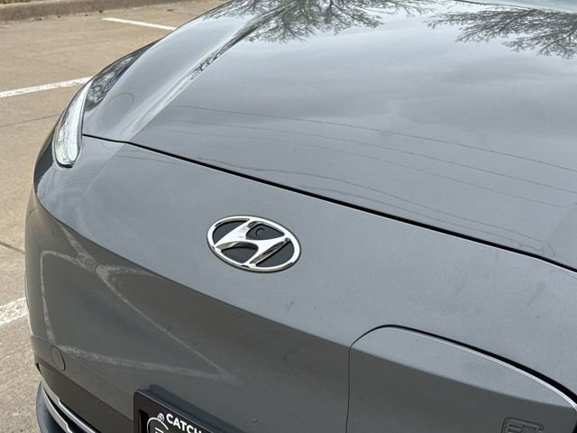 Used 2023 Hyundai Kona SE image 30