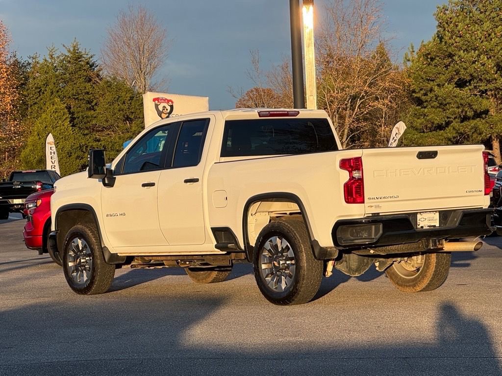 Used 2025 Chevrolet Silverado 2500 Custom w/ Custom Convenience Package image 5