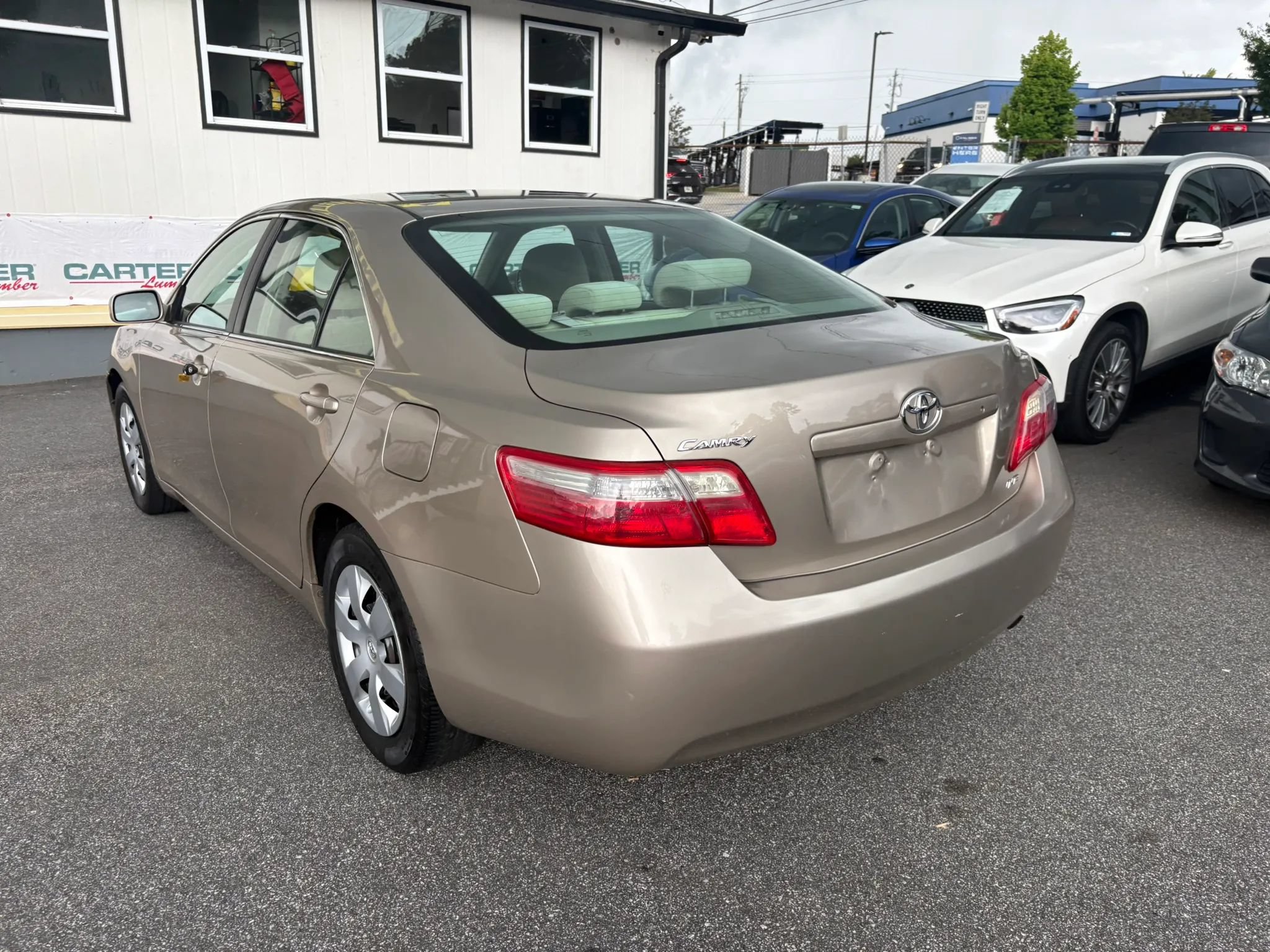 Used 2009 Toyota Camry LE FWD image 7