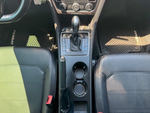 Used 2018 Volkswagen Passat 2.0T S FWD image 12