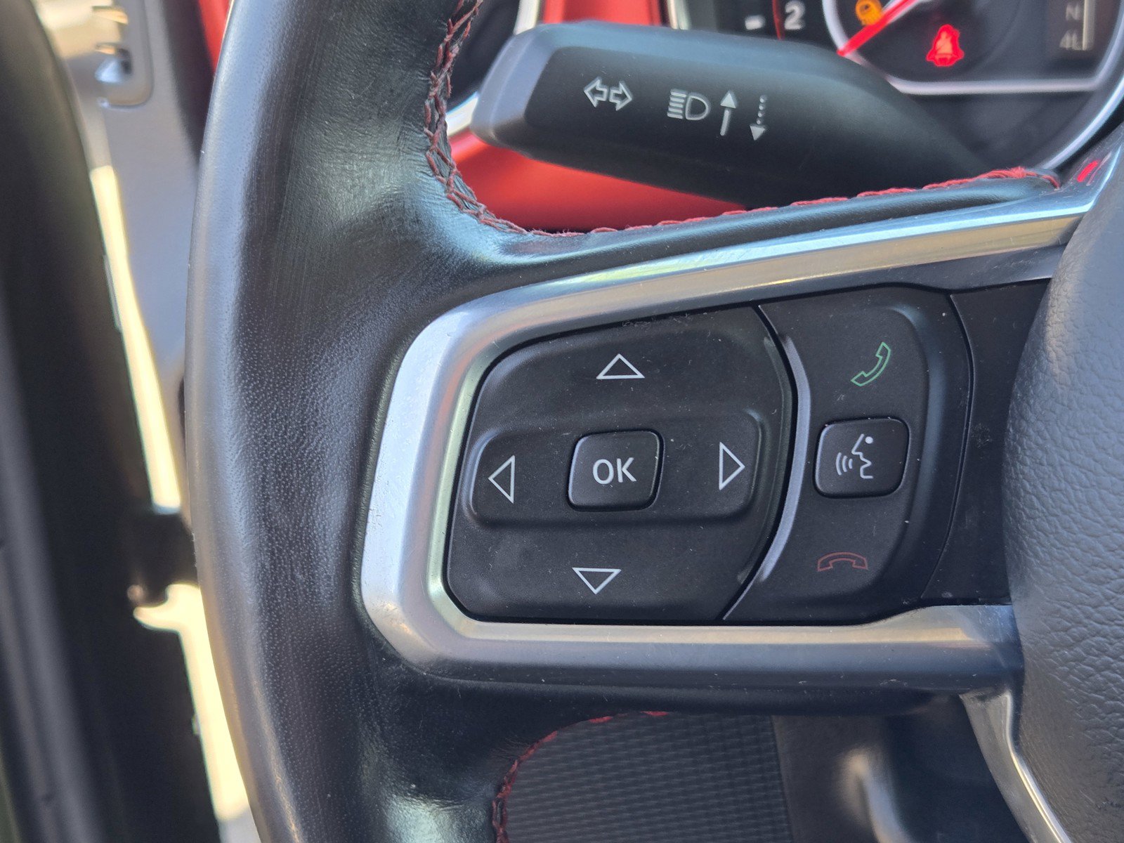 Used 2021 Jeep Gladiator Rubicon w/ Cold Weather Group AWD/4WD image 25