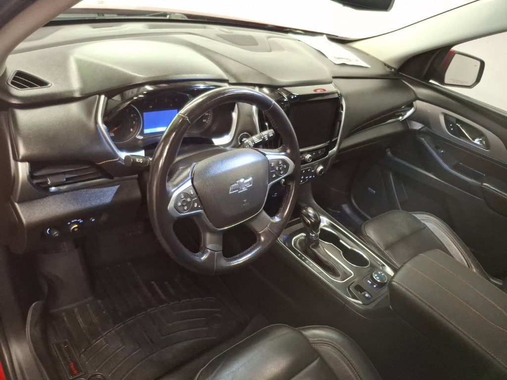 Used 2021 Chevrolet Traverse RS AWD/4WD image 16