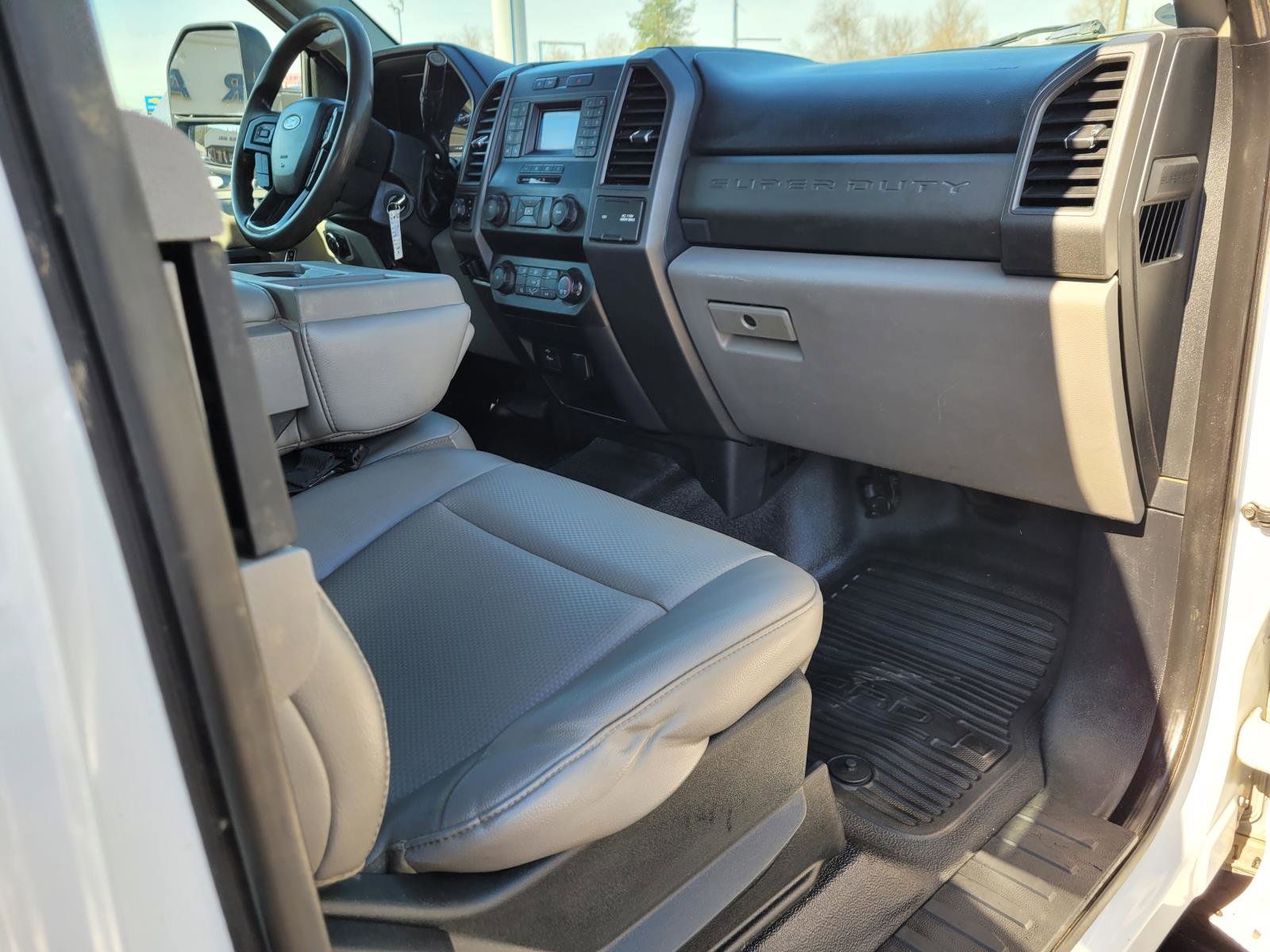 Used 2021 Ford F350 XL w/ Power Equipment Group AWD/4WD image 21