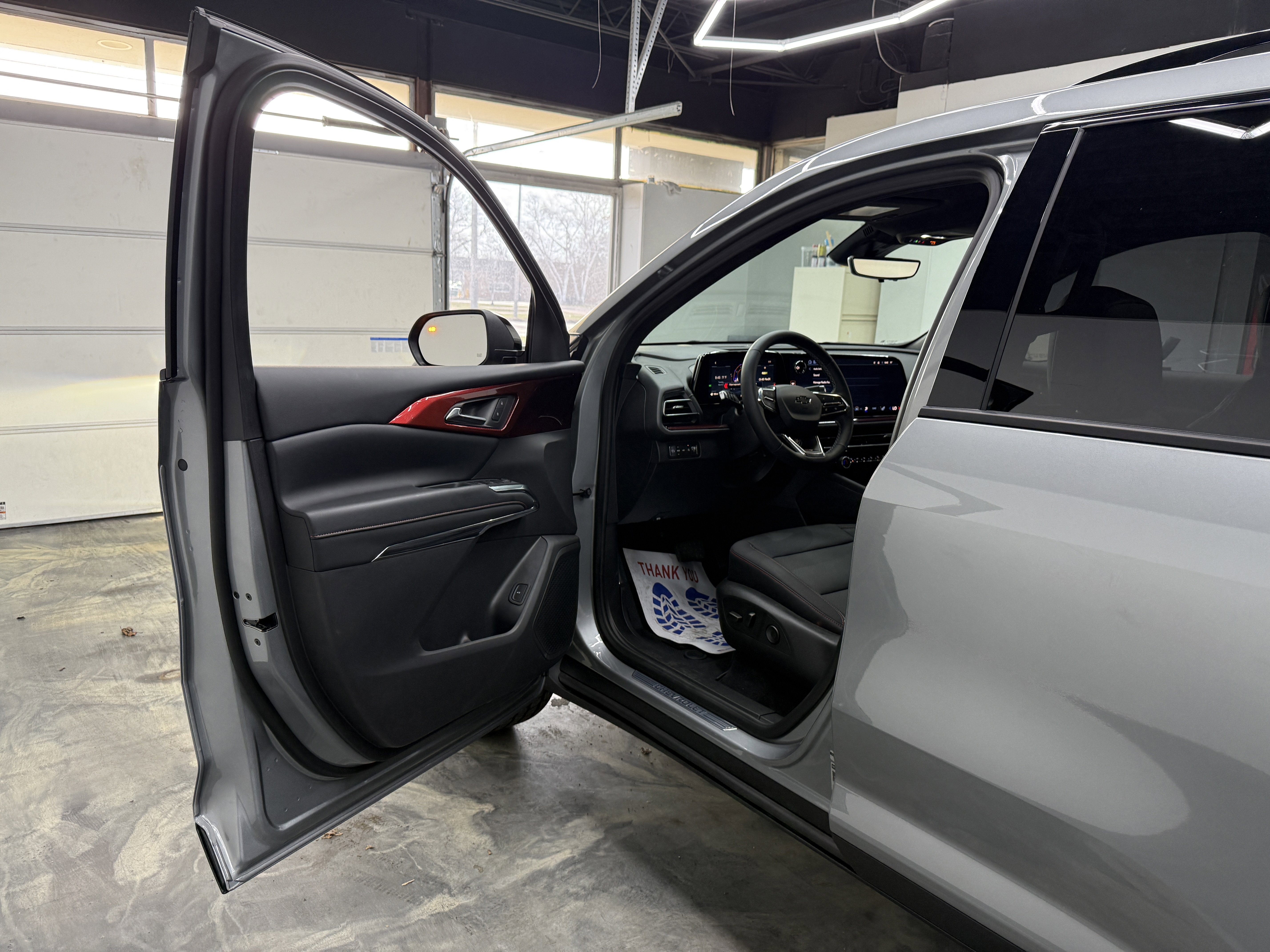 Used 2026 Chevrolet Traverse Z71 w/ LPO, Floor Liner Package image 9