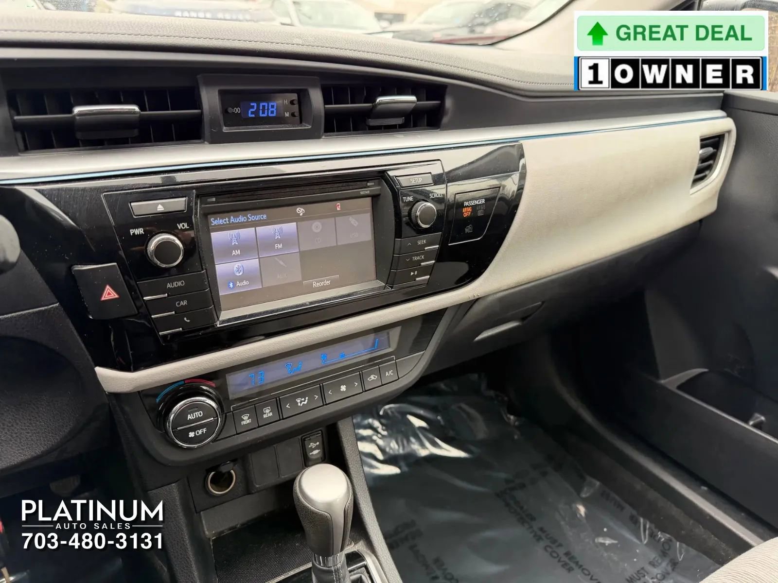 Used 2015 Toyota Corolla LE image 12