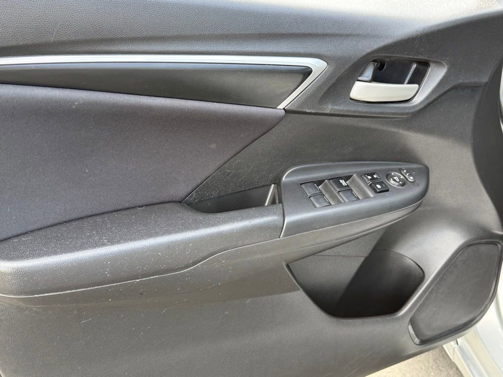 Used 2016 Honda Fit LX image 17