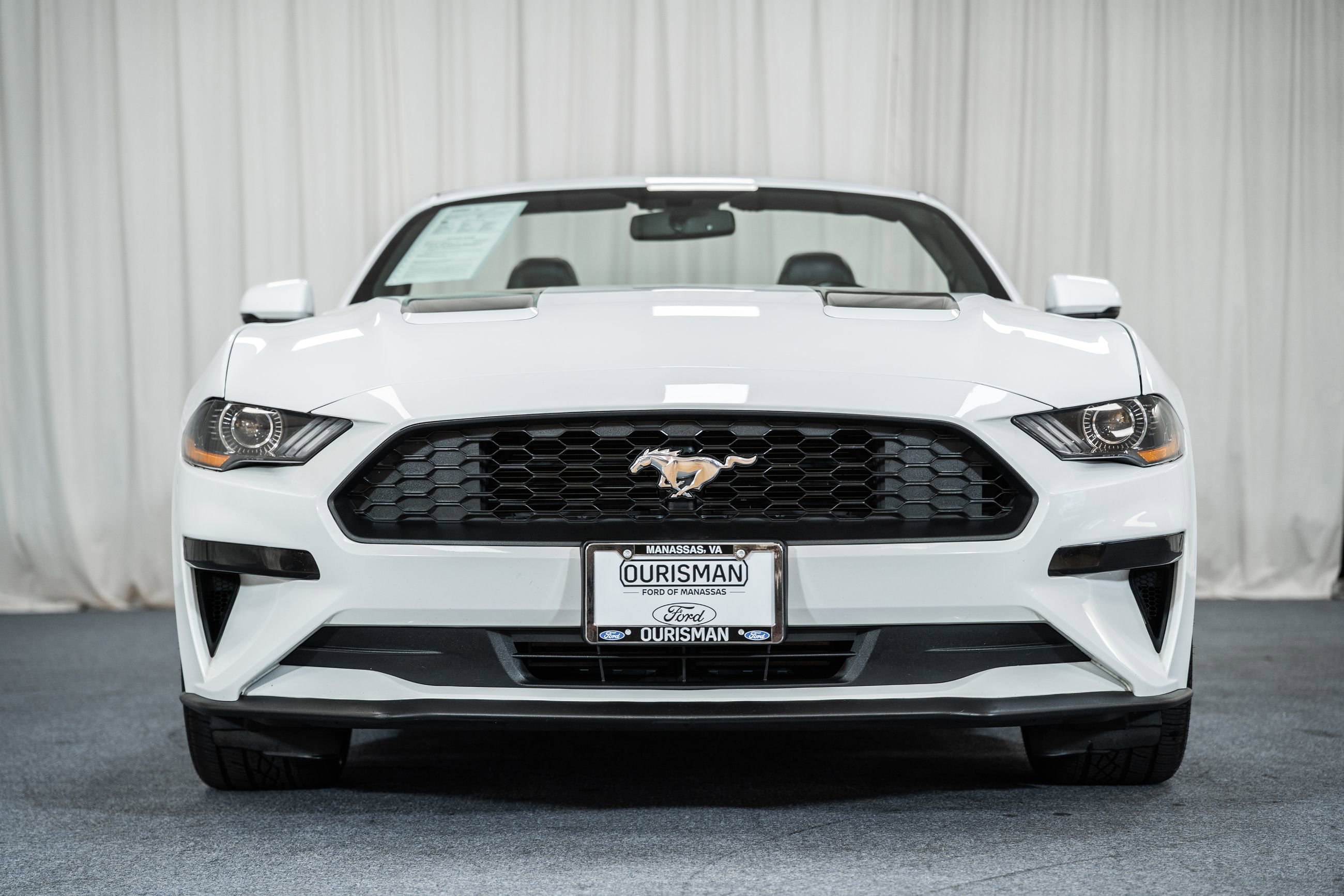 Used 2020 Ford Mustang Premium image 2