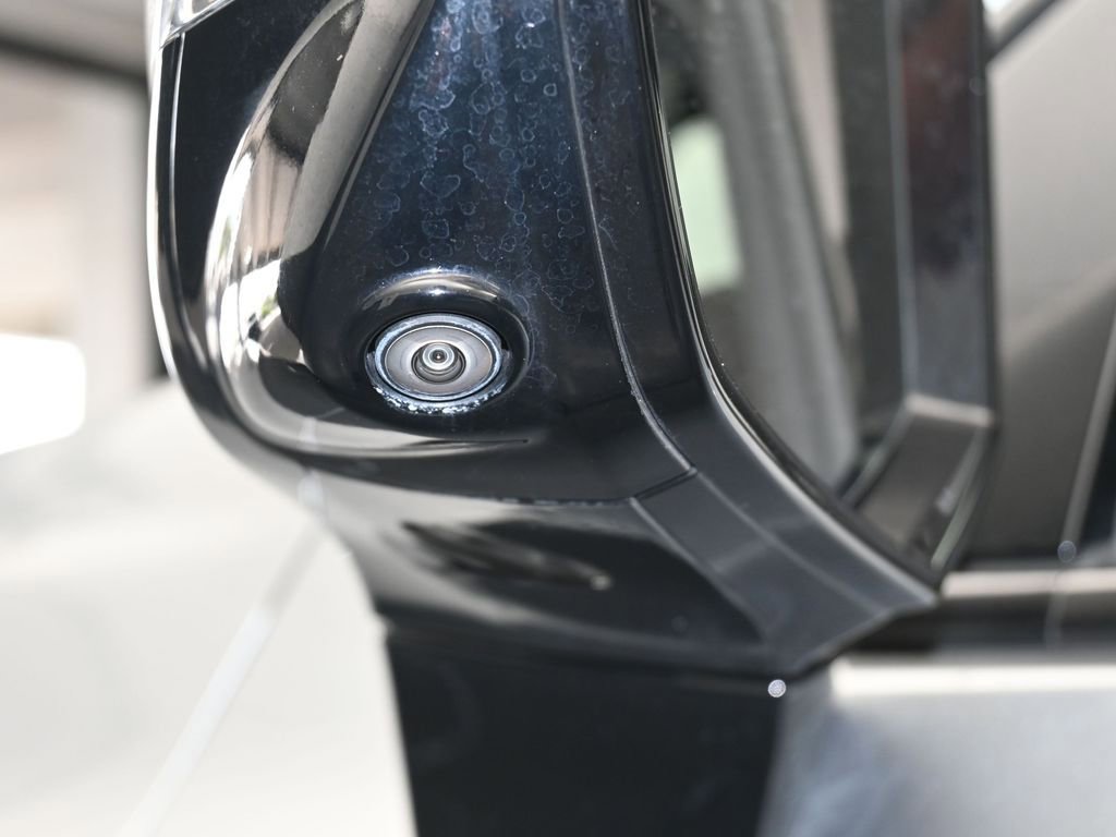 Used 2024 Chevrolet Tahoe RST w/ Luxury Package image 42