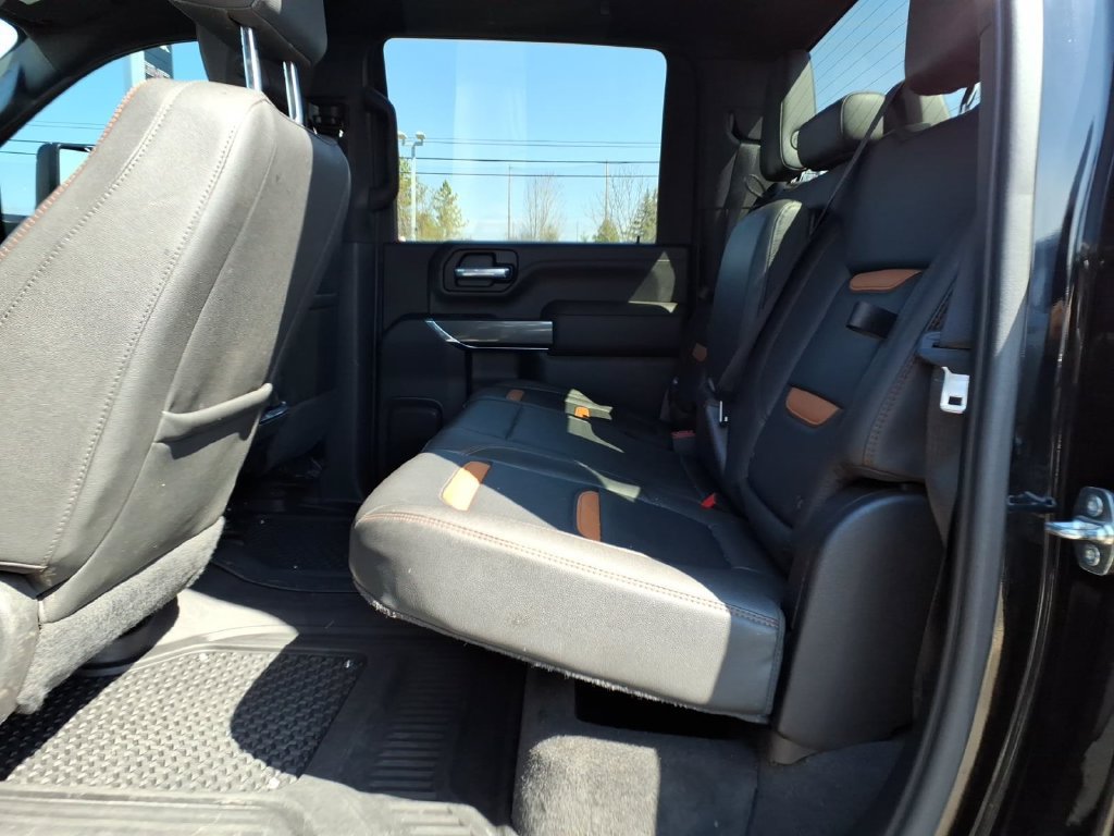 Used 2023 GMC Sierra 2500 AT4 w/ Gooseneck/5TH Wheel Package AWD/4WD image 9