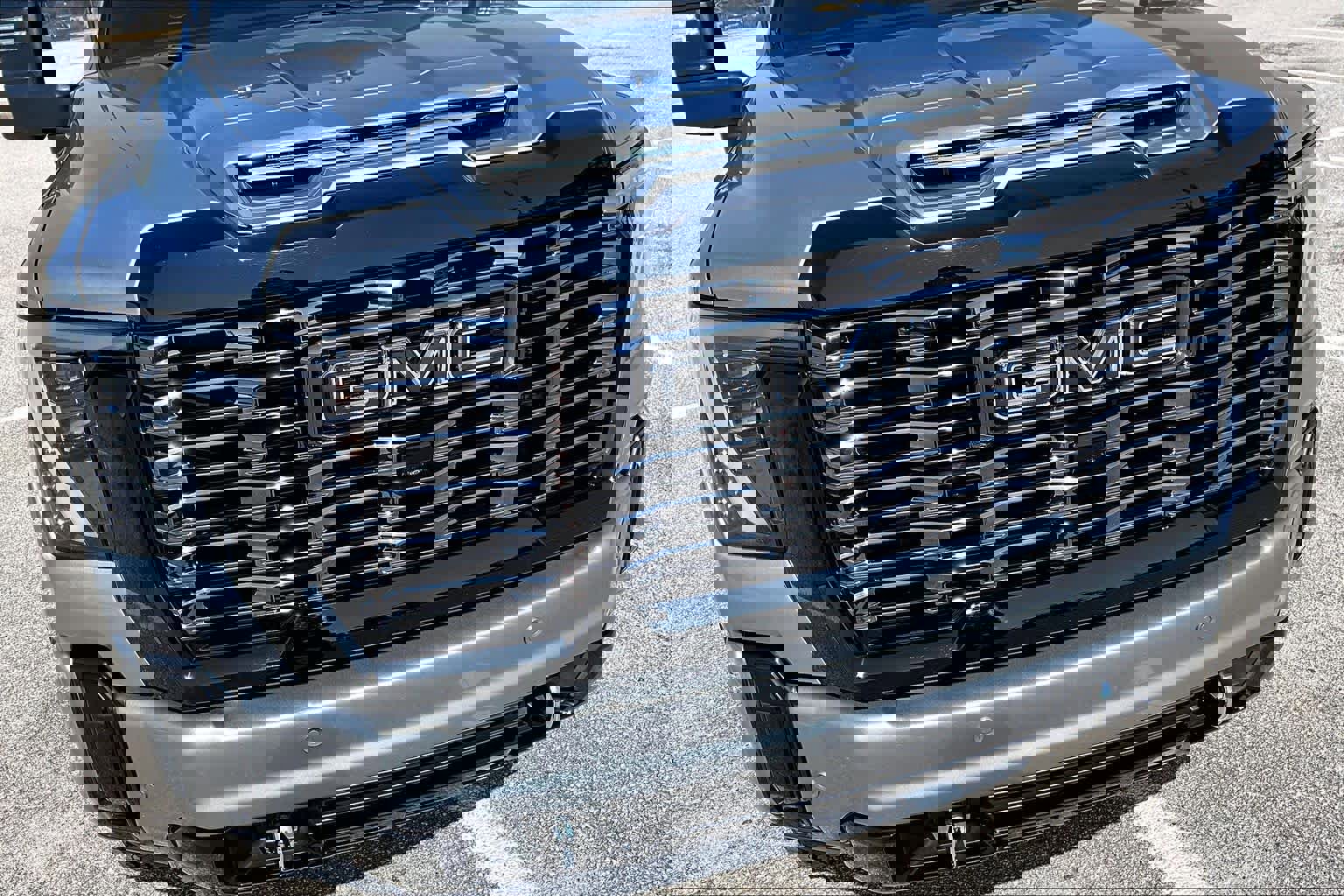 Used 2025 GMC Sierra 2500 Denali Ultimate AWD/4WD image 30